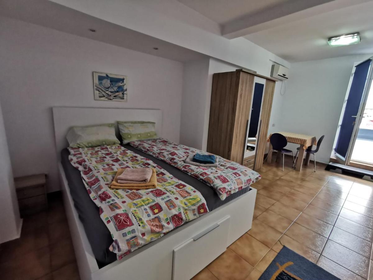 Hotel Fitness House With Garden Konstanca Zewnętrze zdjęcie