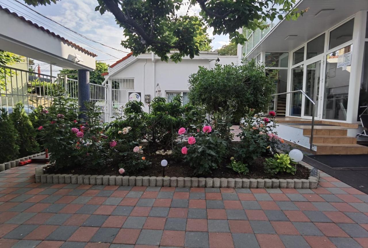 Hotel Fitness House With Garden Konstanca Zewnętrze zdjęcie